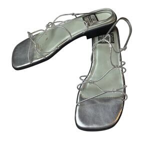 Vintage Y2K Mootsies Tootsies Strappy Flat Square Toe Sandal Silver Beads 8.5